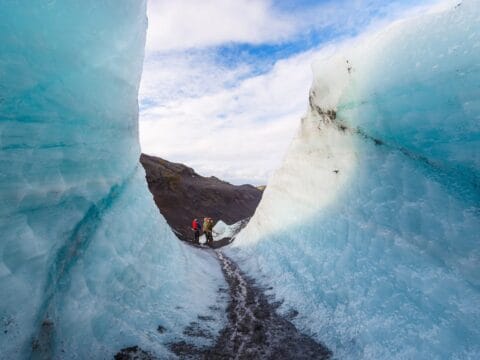 wnętrze lodowca Solheimajokull