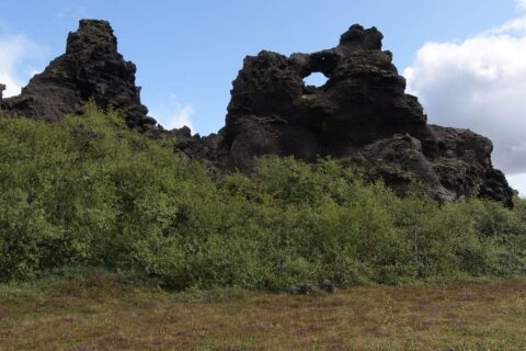 Pole lawy Dimmuborgir