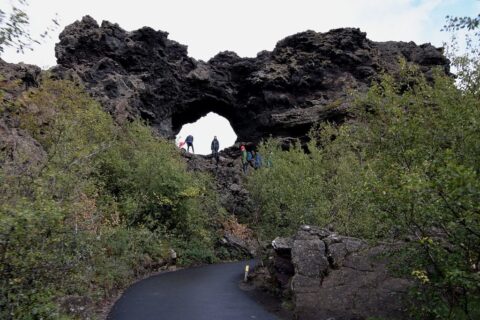 Pole lawy Dimmuborgir