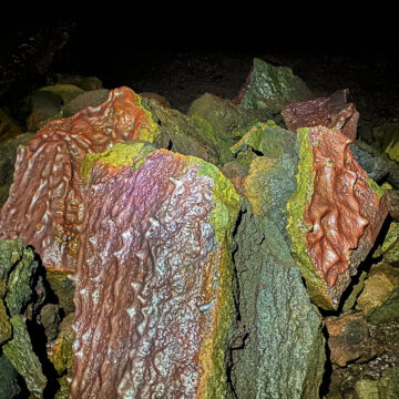 mineral infiltrates in vidgelmir cave