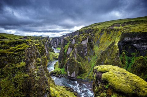 Fjadrargljufur